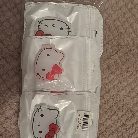 1 Hello Kitty pop socket for phone - Picture 1 of 3